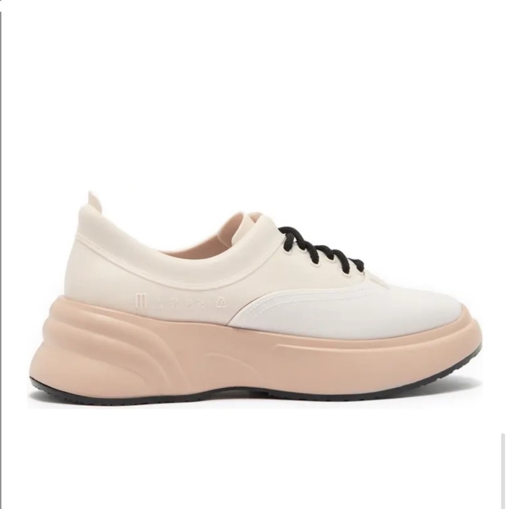 NWT Melissa water resistant chunky sneakers size 8